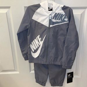 Nike 2 Piece Windbreaker Set